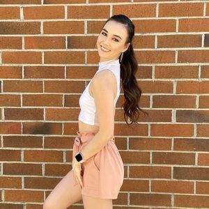 Meet your Posher, Sara